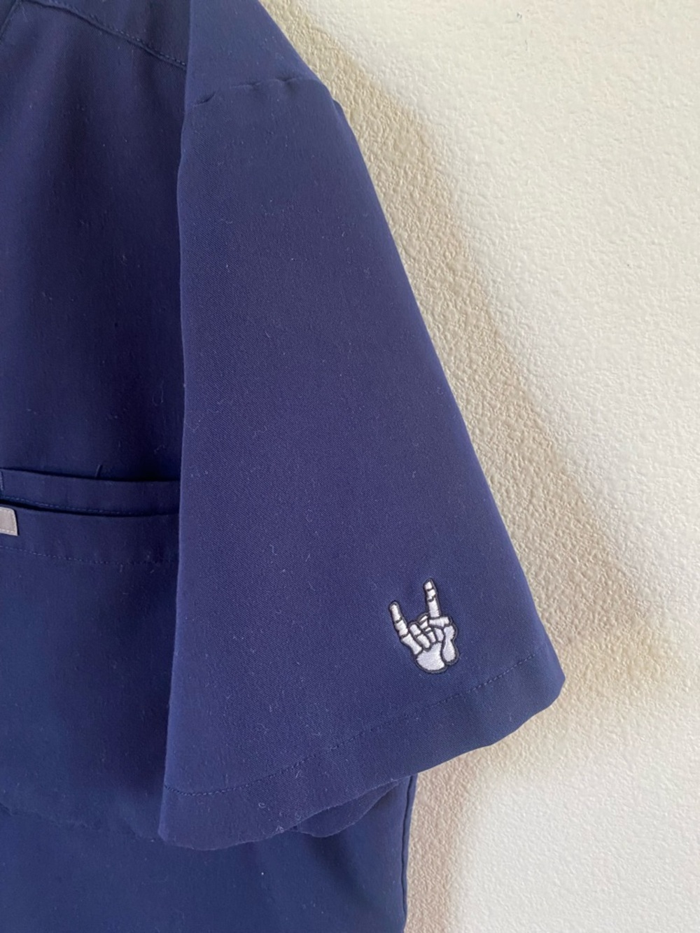 Figs Navy Blue Scrub Set Men’s Medium - Picture 2 of 9